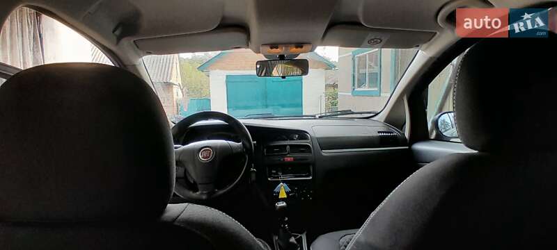 Седан Fiat Linea 2012 в Киеве
