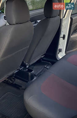Седан Fiat Linea 2013 в 