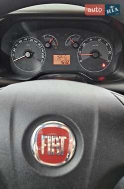 Седан Fiat Linea 2010 в 