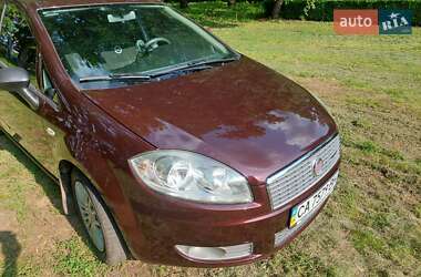 Седан Fiat Linea 2012 в Новомиргороде
