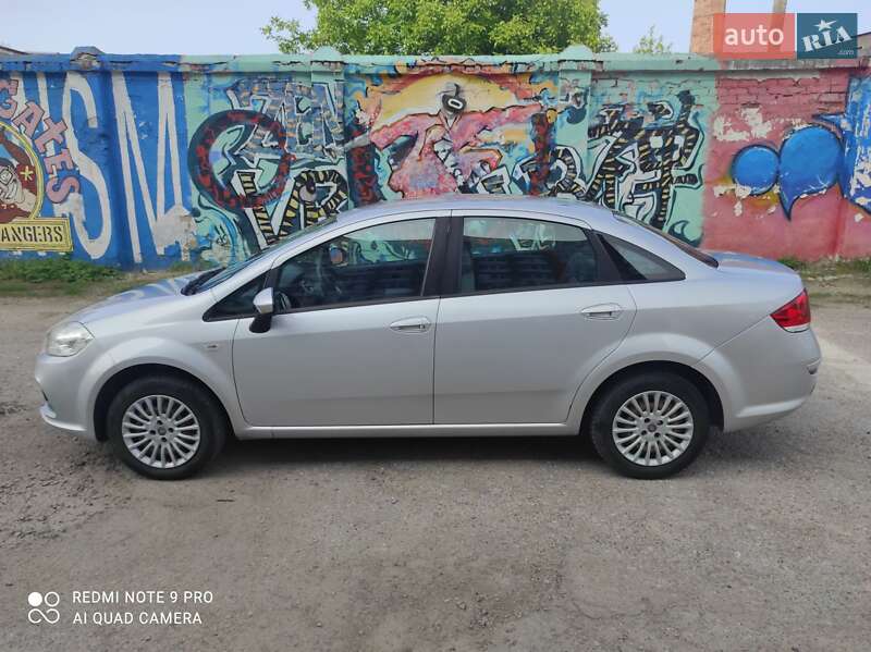 Седан Fiat Linea 2013 в 