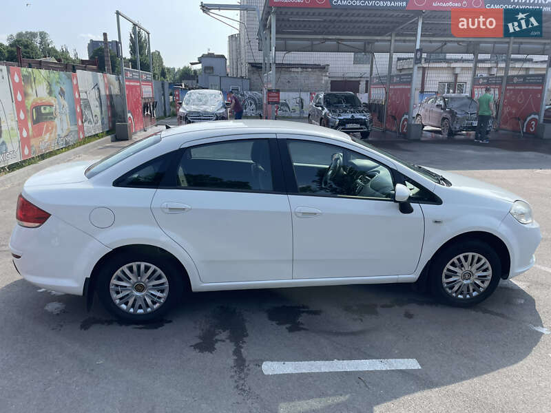 Седан Fiat Linea 2013 в Киеве