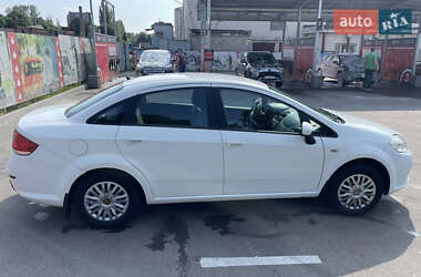 Седан Fiat Linea 2013 в 