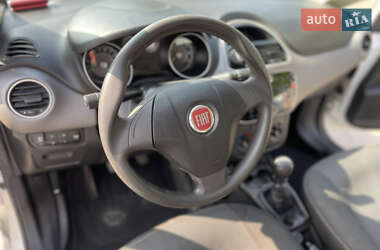Седан Fiat Linea 2013 в 