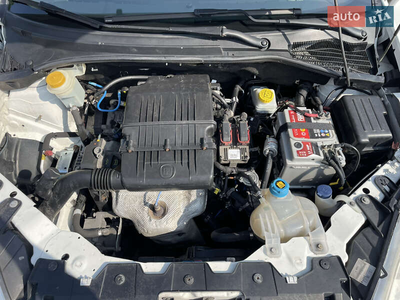 Седан Fiat Linea 2013 в Киеве