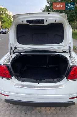 Седан Fiat Linea 2013 в 