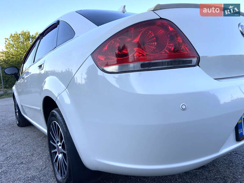 Седан Fiat Linea 2012 в Миколаєві