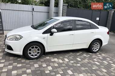 Седан Fiat Linea 2013 в 