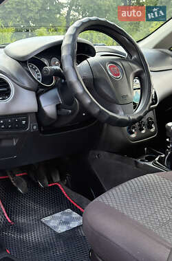 Седан Fiat Linea 2013 в 