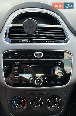 Седан Fiat Linea 2013 в 