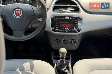 Седан Fiat Linea 2013 в 