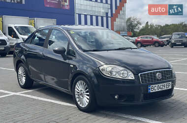 Седан Fiat Linea 2012 в 