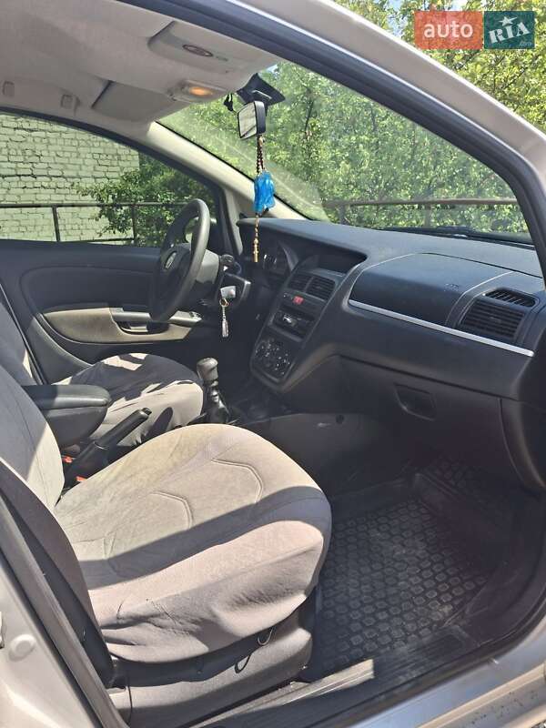 Седан Fiat Linea 2012 в Харкові