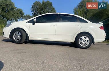 Седан Fiat Linea 2015 в 