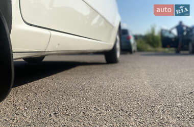 Седан Fiat Linea 2015 в 