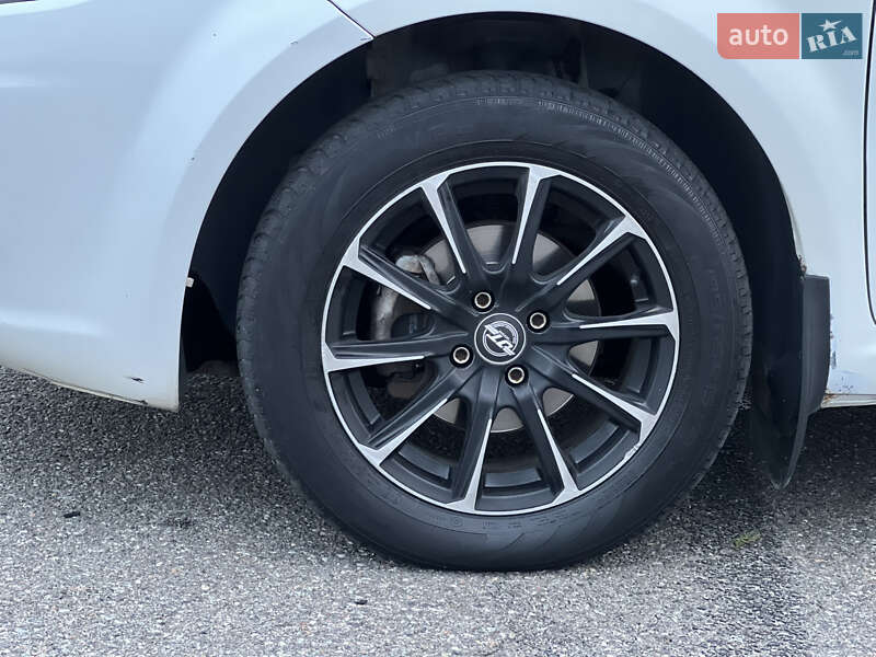 Седан Fiat Linea 2009 в Києві