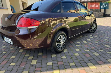 Седан Fiat Linea 2012 в 