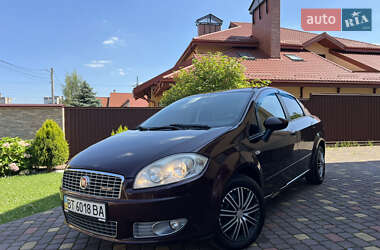 Седан Fiat Linea 2012 в 