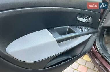 Седан Fiat Linea 2012 в 