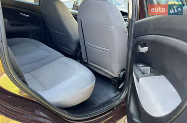 Седан Fiat Linea 2012 в 