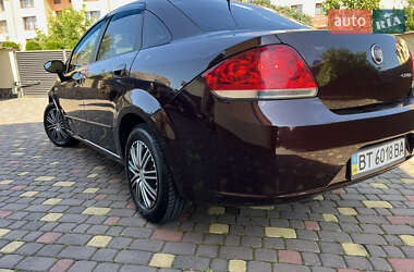 Седан Fiat Linea 2012 в 