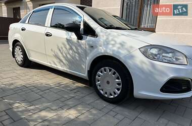 Седан Fiat Linea 2013 в 