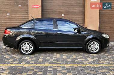 Седан Fiat Linea 2009 в 