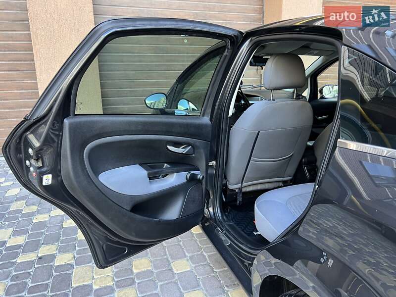 Седан Fiat Linea 2009 в Виннице