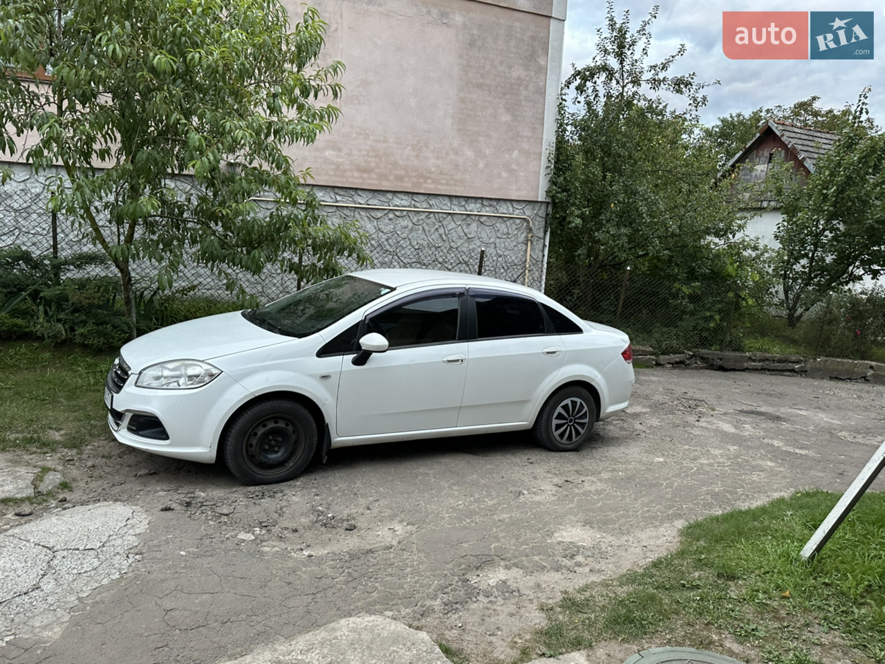 2012 Fiat Linea - мініатюра 15