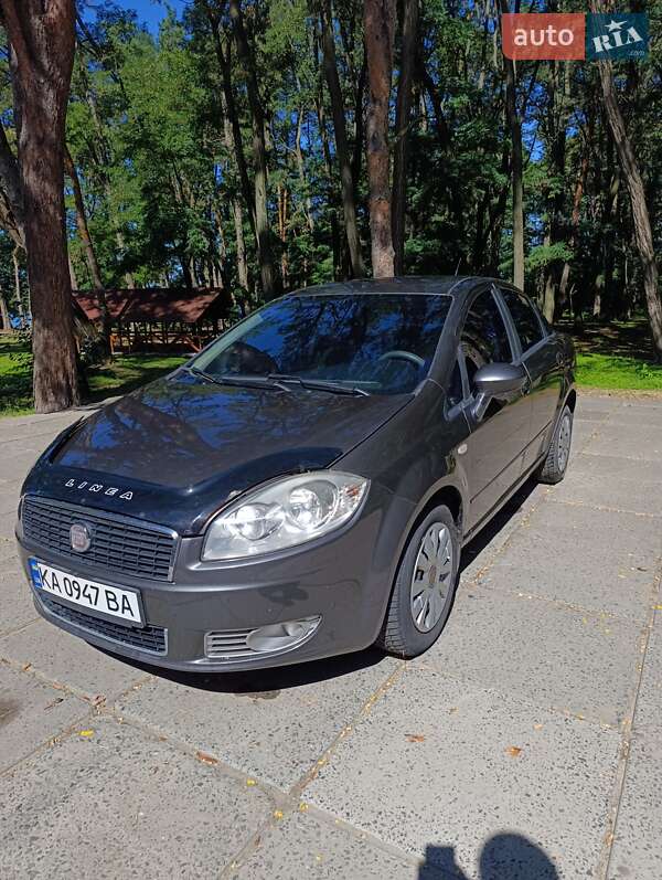 Седан Fiat Linea 2009 в Светловодске фото 16 Седан Fiat Linea 2009 в Светловодске