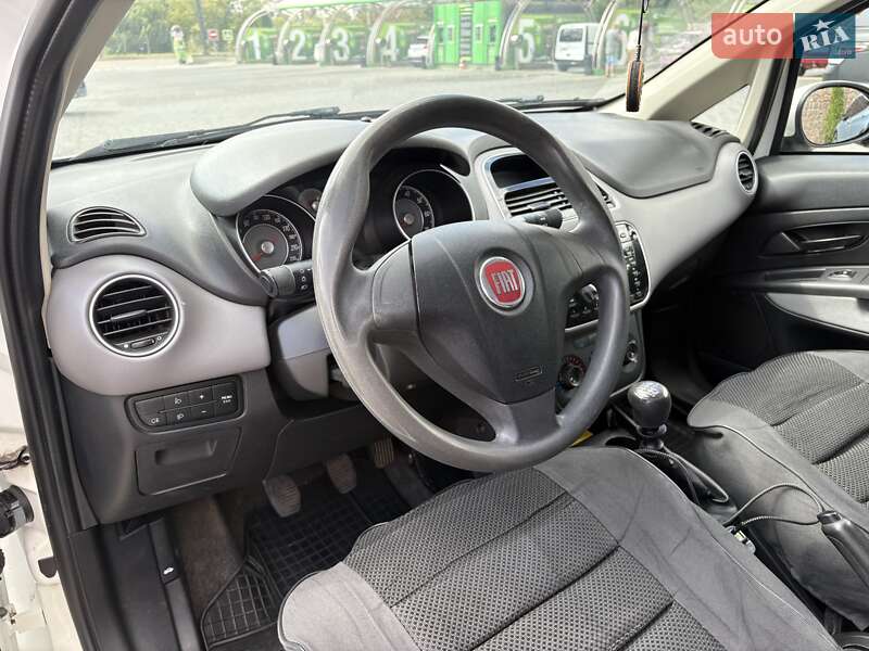 Седан Fiat Linea 2013 в Кропивницком фото 14 Седан Fiat Linea 2013 в Кропивницком