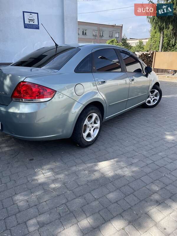Седан Fiat Linea 2007 в Мукачево