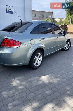 Седан Fiat Linea 2007 в 