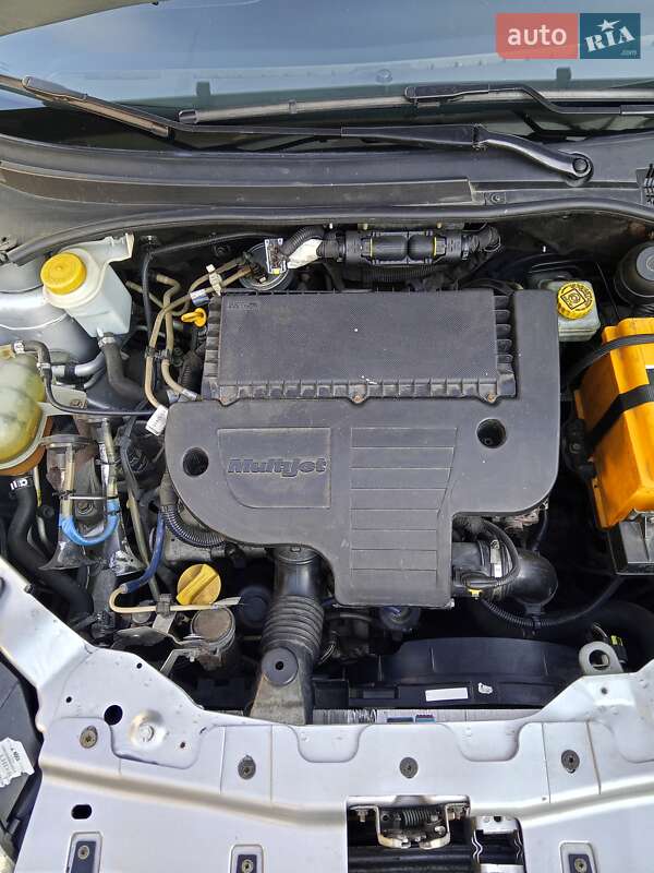 Седан Fiat Linea 2012 в Днепре