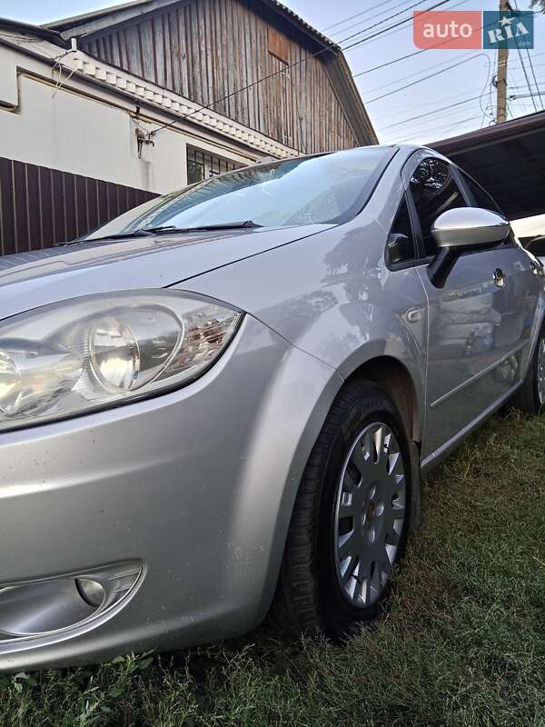 Седан Fiat Linea 2012 в Днепре