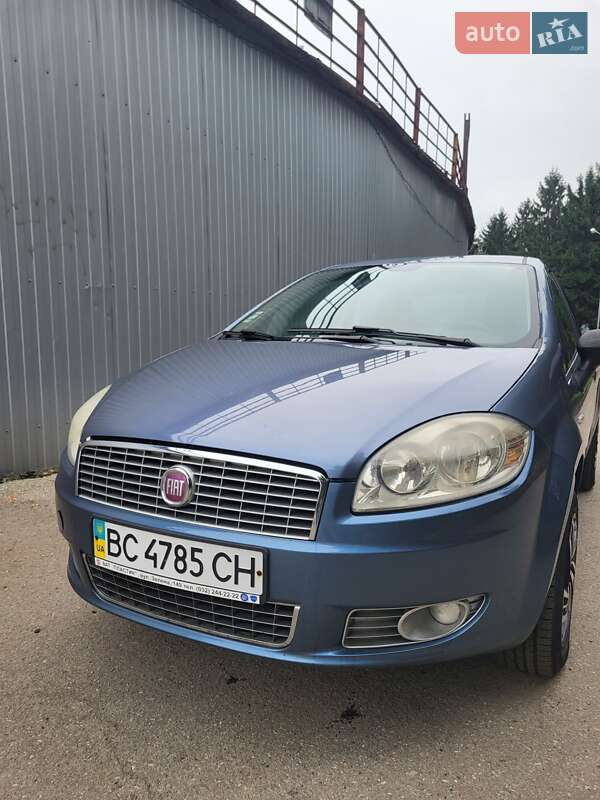 Седан Fiat Linea 2009 в Львове фото Седан Fiat Linea 2009 в Львове