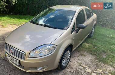 Седан Fiat Linea 2012 в 