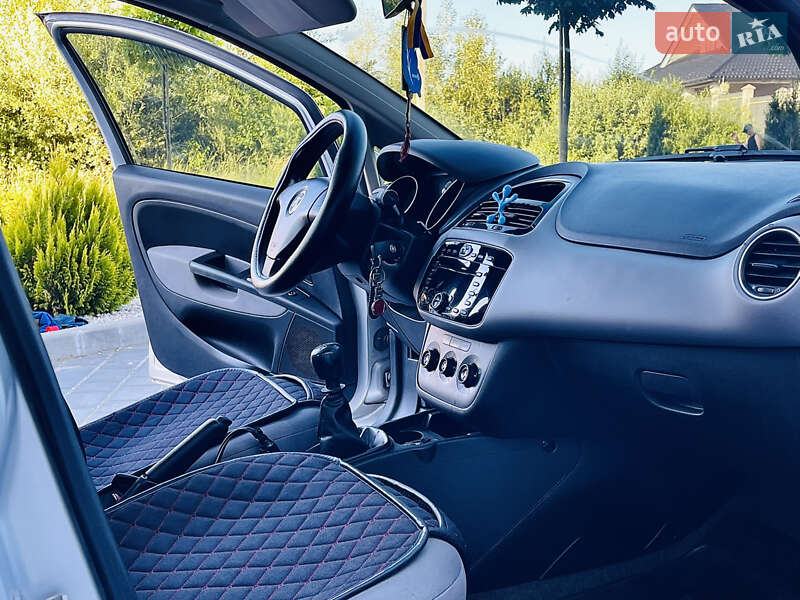Седан Fiat Linea 2014 в Трускавце