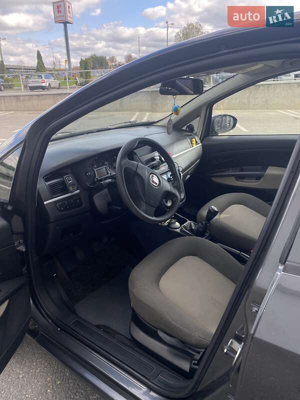 Седан Fiat Linea 2010 в Измаиле фото 15 Седан Fiat Linea 2010 в Измаиле