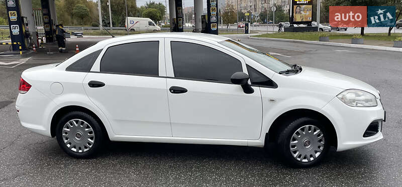 Седан Fiat Linea 2013 в Киеве