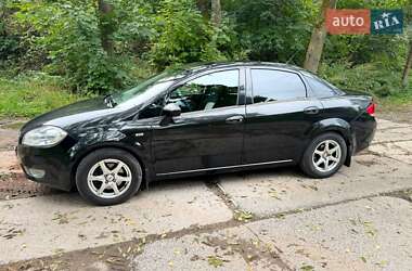 Седан Fiat Linea 2010 в 