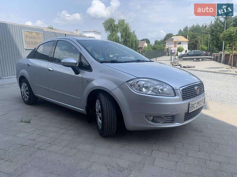 Седан Fiat Linea 2009 в Бродах