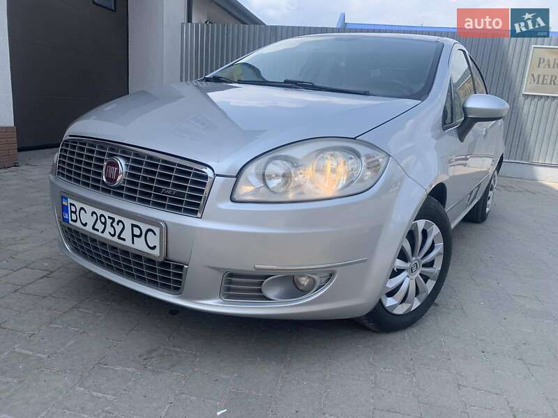 Седан Fiat Linea 2009 в 