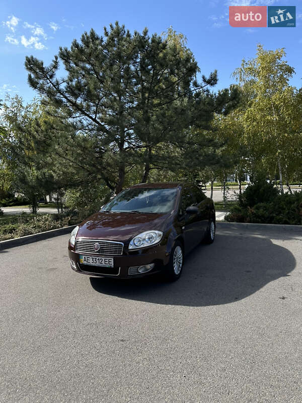 Седан Fiat Linea 2012 в Дніпрі фото 10 Седан Fiat Linea 2012 в Дніпрі