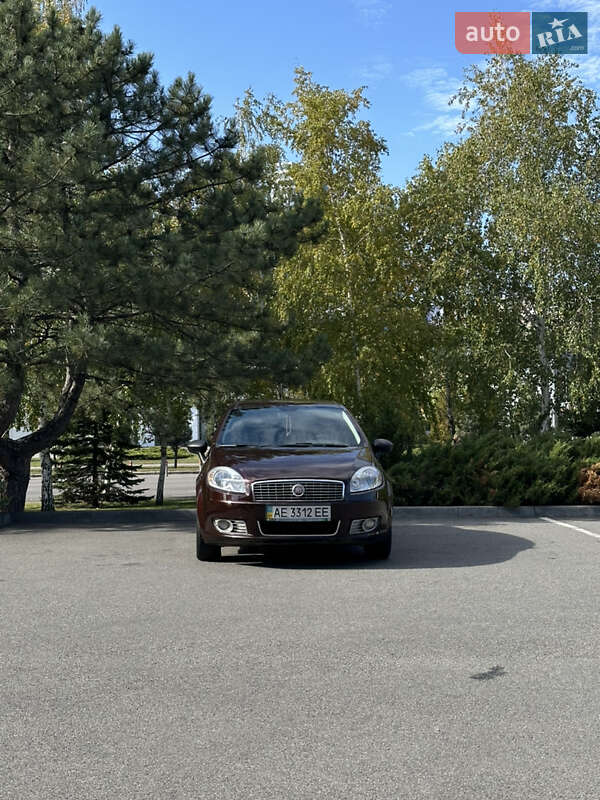 Седан Fiat Linea 2012 в Дніпрі фото 13 Седан Fiat Linea 2012 в Дніпрі
