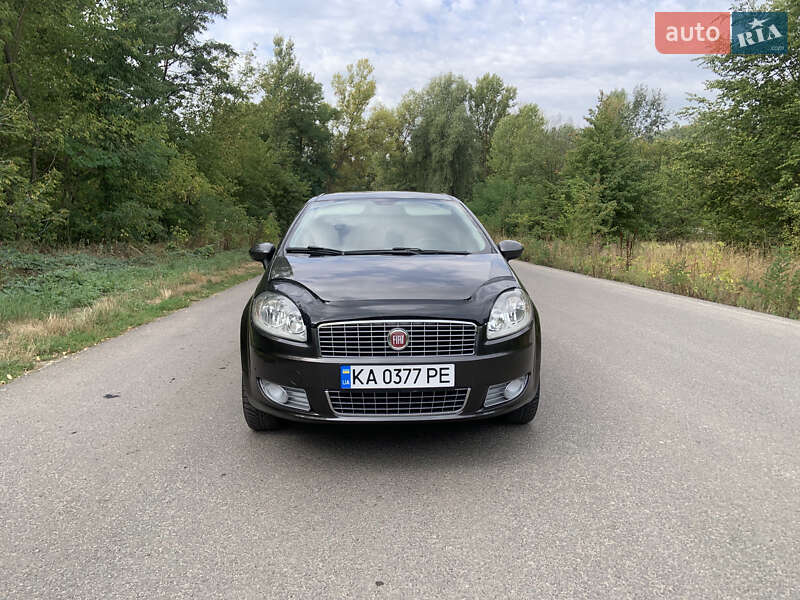 Седан Fiat Linea 2008 в Звенигородке