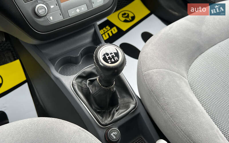 Седан Fiat Linea 2009 в Львові фото 15 Седан Fiat Linea 2009 в Львові