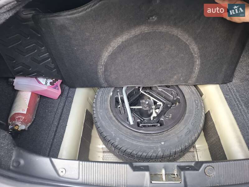 Седан Fiat Linea 2009 в Ивано-Франковске