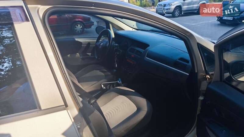 Седан Fiat Linea 2007 в Києві фото 10 Седан Fiat Linea 2007 в Києві