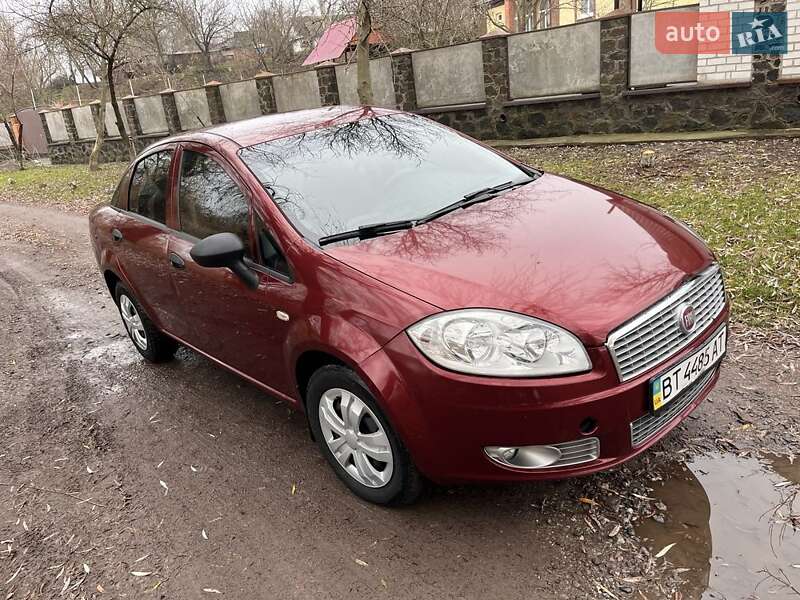 Седан Fiat Linea 2009 в Смілі